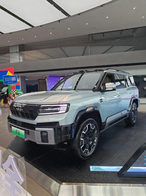 佛山329比亚迪方程豹硬派越野的爆款，英菲尼迪35周年与你共成长